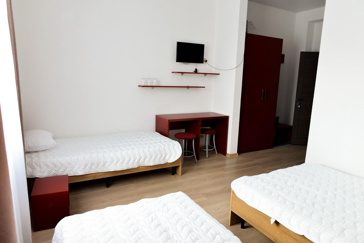 Grad Hotel Ashmyany 外观 照片