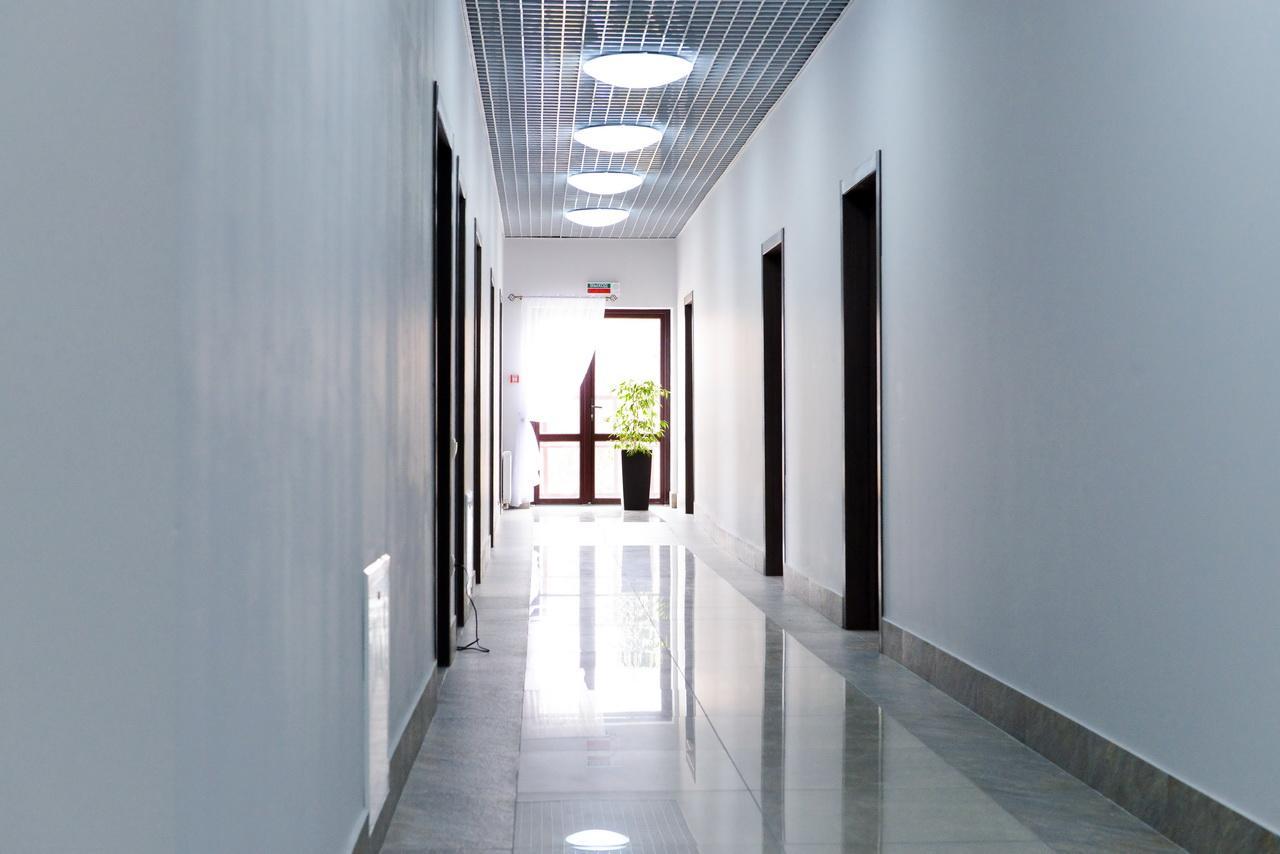 Grad Hotel Ashmyany 外观 照片