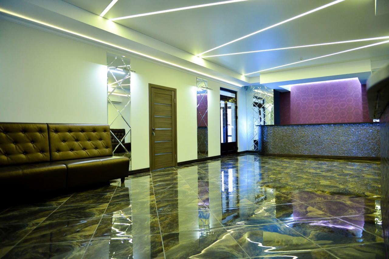 Grad Hotel Ashmyany 外观 照片